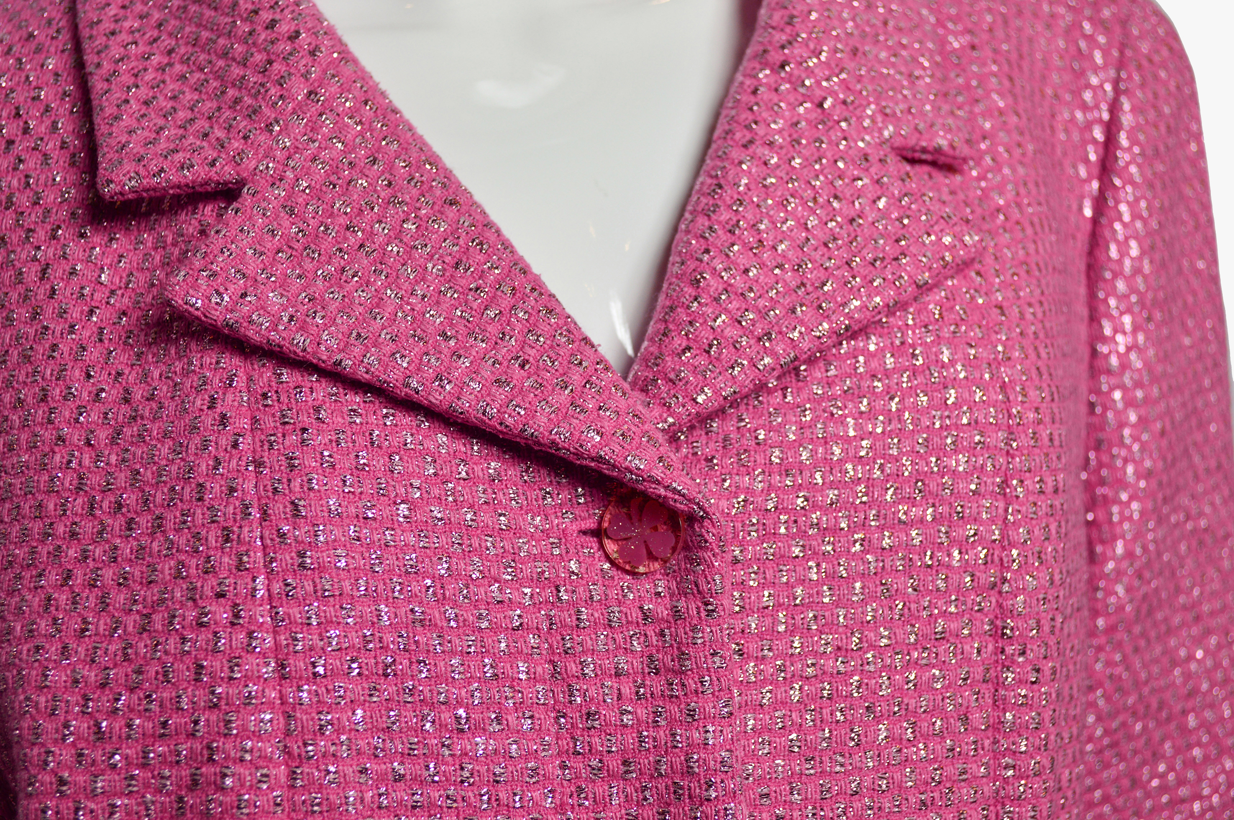 Chanel pink and metallic Vintage blazer, Cruise 2001 collection-3