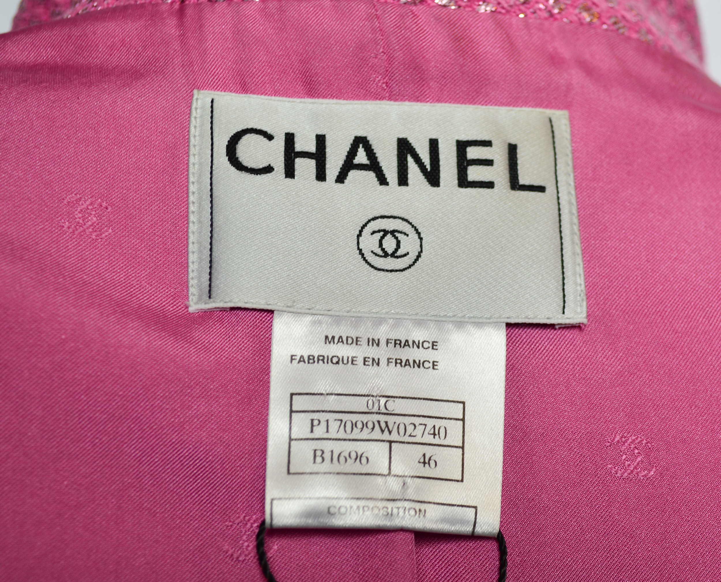 Chanel pink and metallic Vintage blazer, Cruise 2001 collection-7