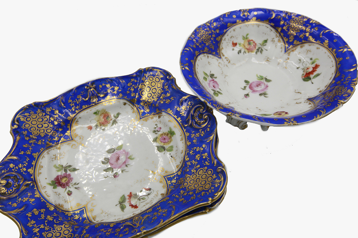 Mid 19th Century Le Vieux Paris porcelain plates-4