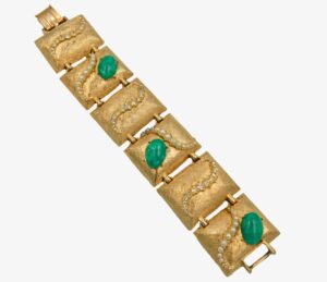 Vintage ART© Faux Jade Cabochon with Rhinestone Brushed Gold-tone bracelet,1980S