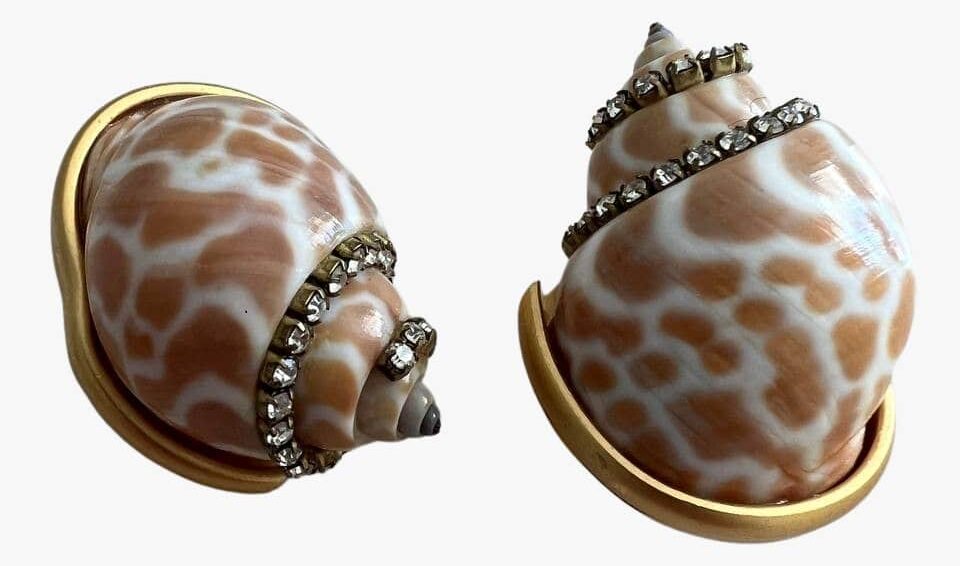 Valentino Couture Vintage Babylon Shell Spotted Seashell Clip-On Earrings, 1990s-1