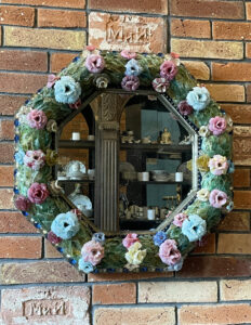 Antique Murano mirror with floral motif from the early 1900s