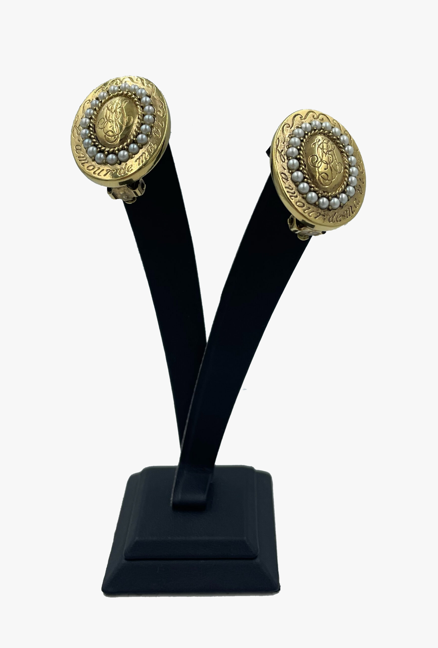 Carolee vintage clip-on earrings-1