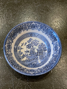 Old Willow porcelain bowl